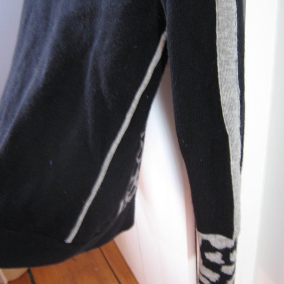 Beautiful Alberto Makali Zip Front Sweater - Picture 6 of 6